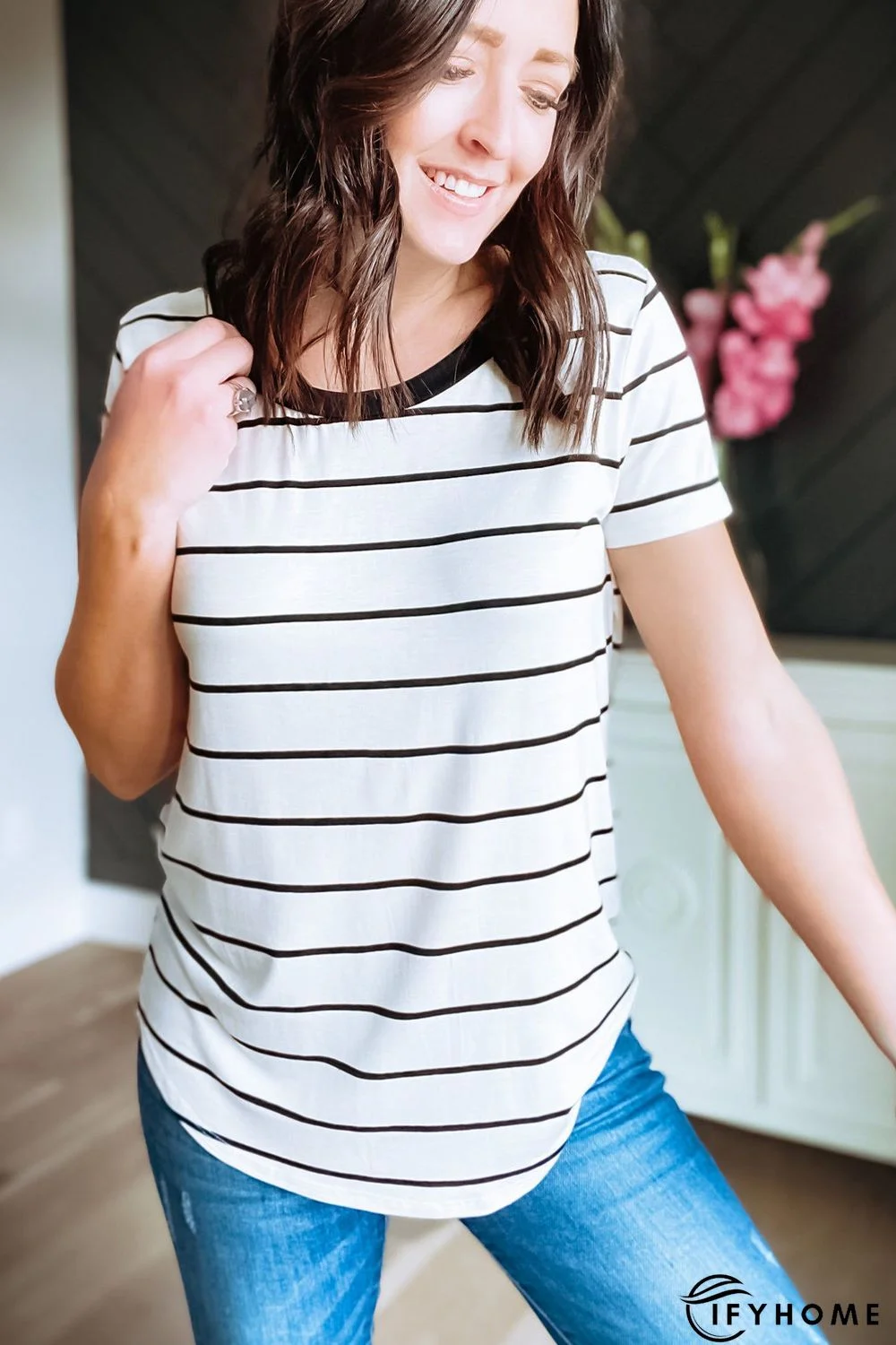 Lace Detail Back Striped Short Sleeve Top | IFYHOME