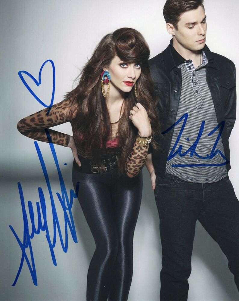 Amy Noonan Nick Noonan Signed 8x10 Photo Poster painting w/COA  Karmin Acapella #2