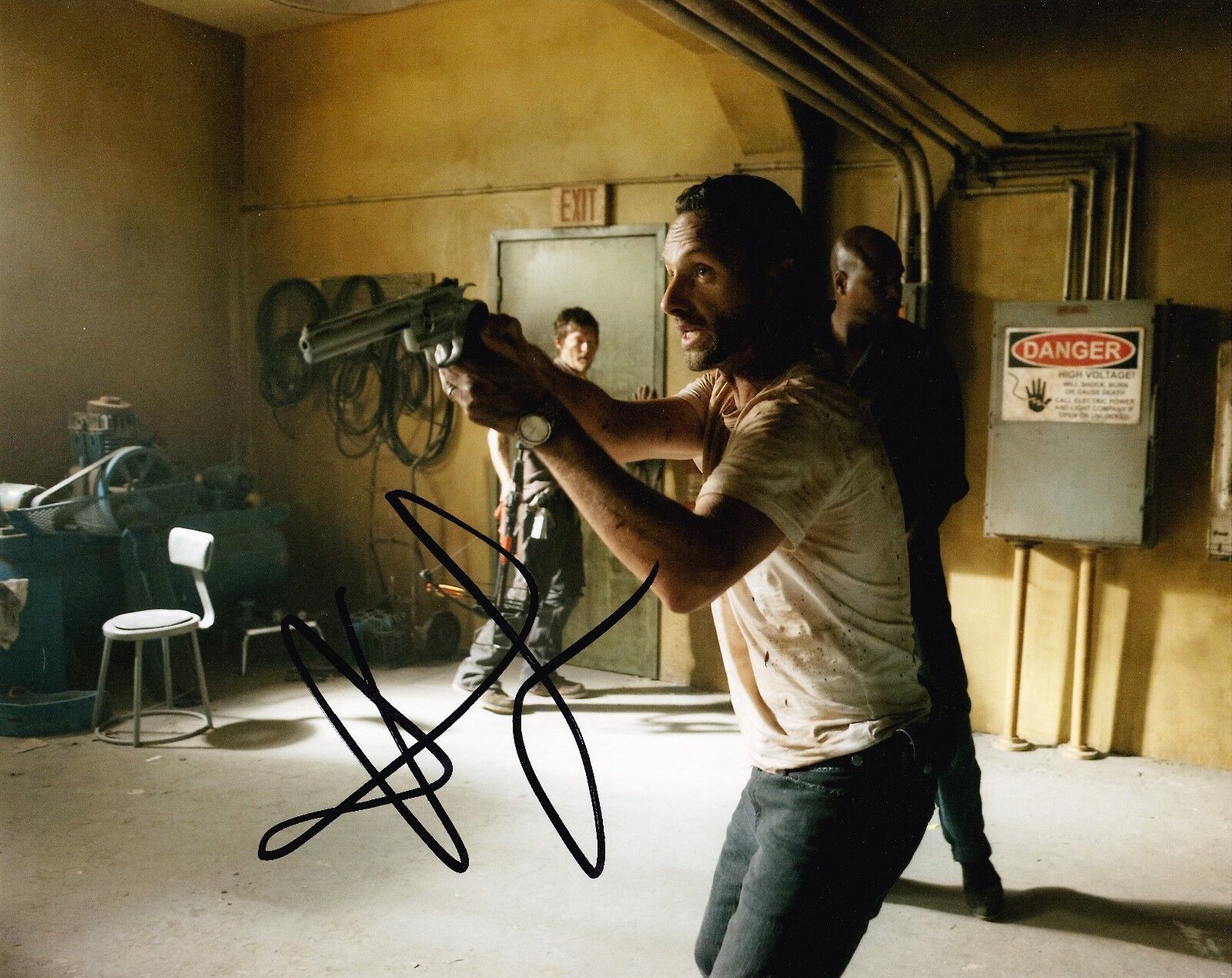 Andrew Lincoln Signed 10X8 Photo Poster painting Walking Dead GENUINE SIGNATURE AFTAL COA (7407)