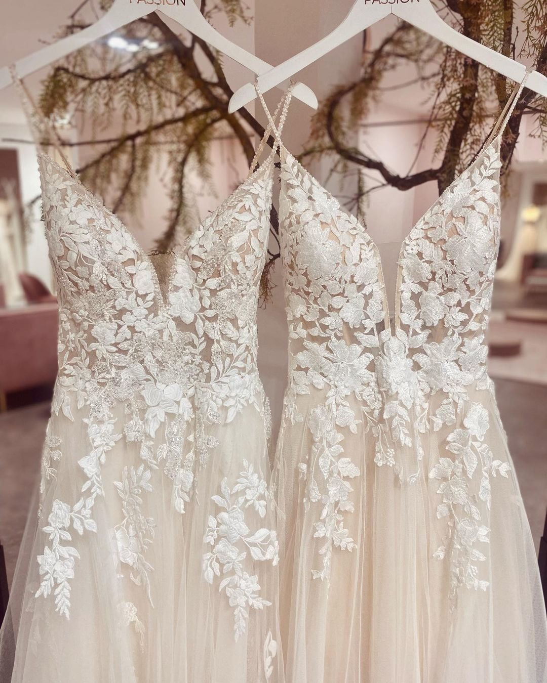 Chic A Line Spaghetti  Straps Flowers Tulle Evening Dress Long Prom Dresses P2371 main image 1