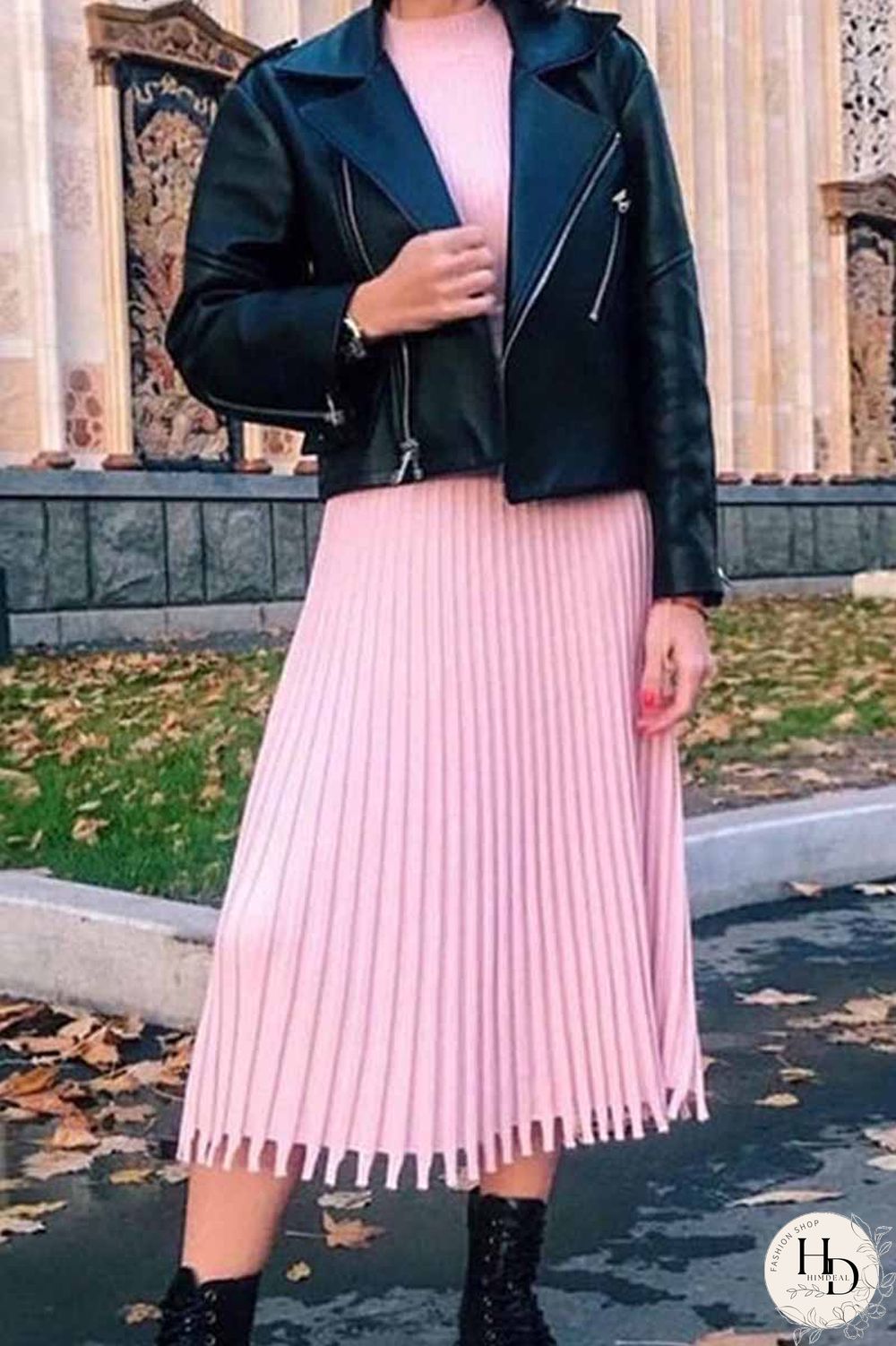 Solid Color Loose Pleated Knitted Midi Dresses