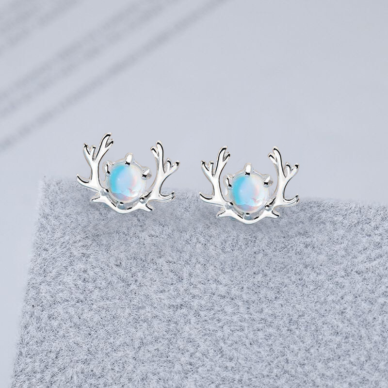 Christmas Silver Elk Diamond Earrings 2024 - Flycurvy 