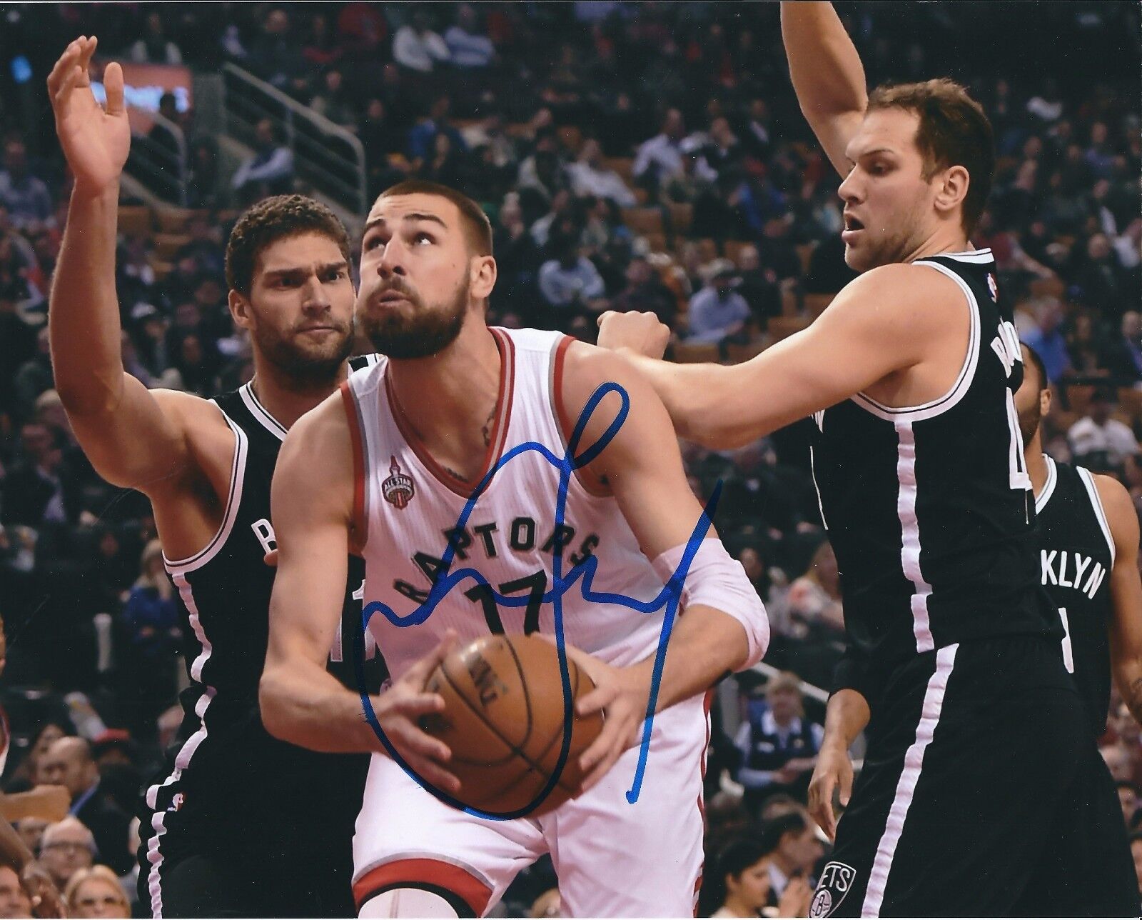 Signed 8x10 JONAS VALANCIUNAS Toronto Raptors Autographed Photo Poster painting COA