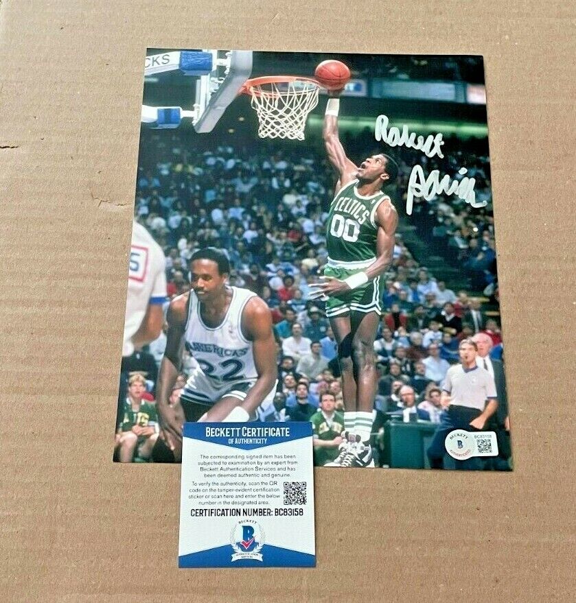 ROBERT PARISH SIGNED BOSTON CELTICS 8X10 Photo Poster painting BECKETT CERTIFIED