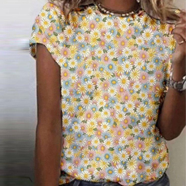 Youthful Ditsy Floral Print Short Sleeve Top