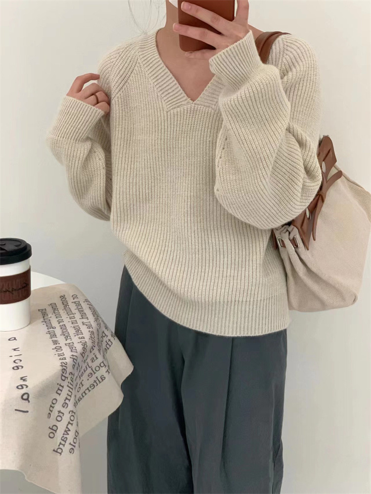 V-neck Soft Waxy Loose Gentle Knit Sweater