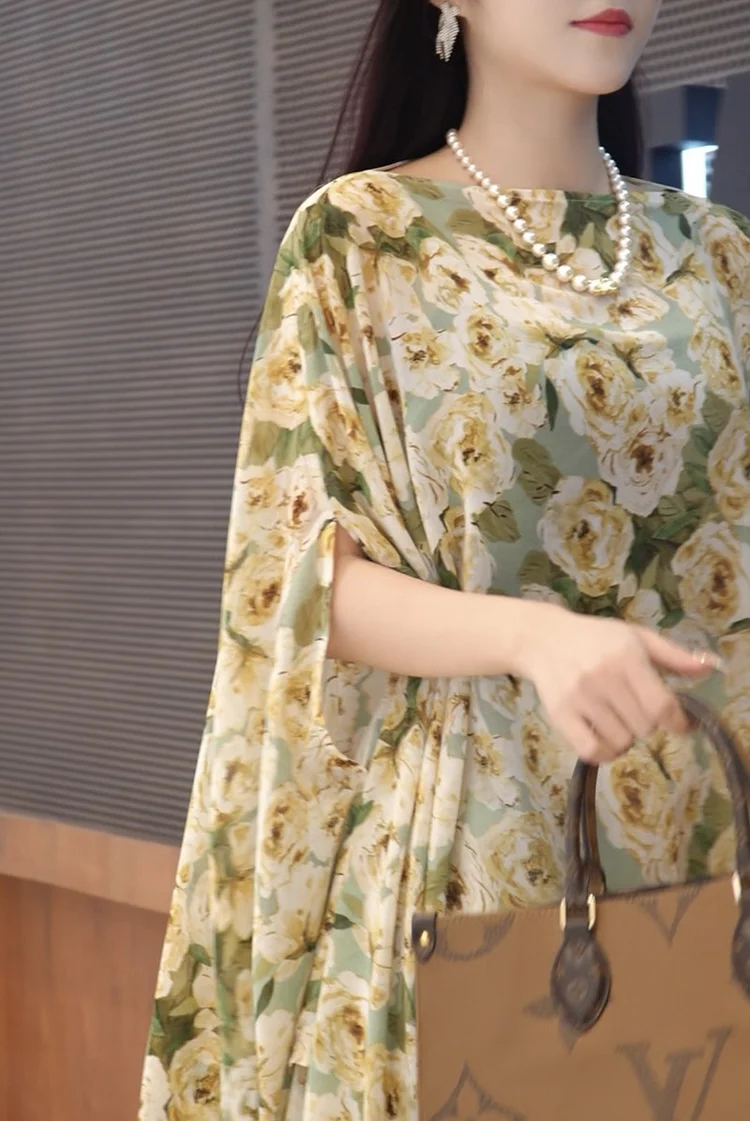 Loose Printed Irregular Hem Chiffon Bat Sleeve Shawl