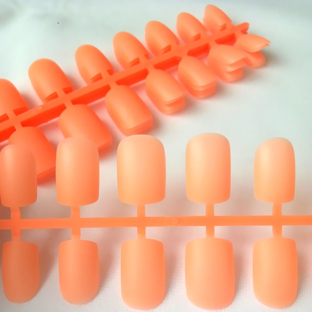Wholesale Matte Artificial False Nails Fluorescent Orange Short Fake Nails For Design Acrylic Full Cover Tip Salon Manicure