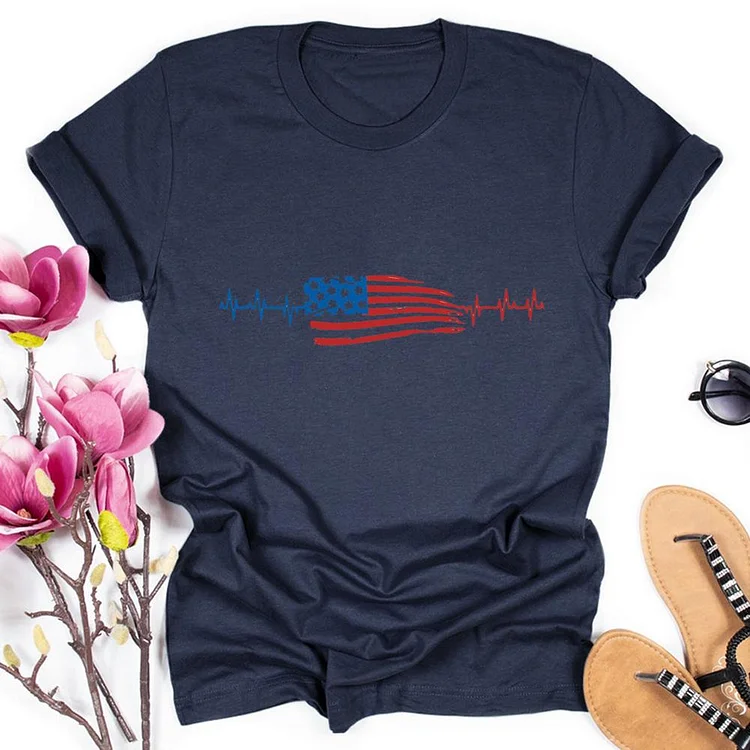 Heartbeat America Flag Round Neck T-shirt-018223