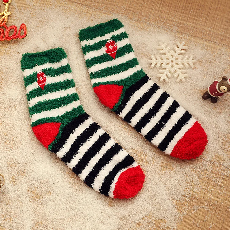 Christmas Green Print Coral Velvet Socks 2024 - Xpluswear