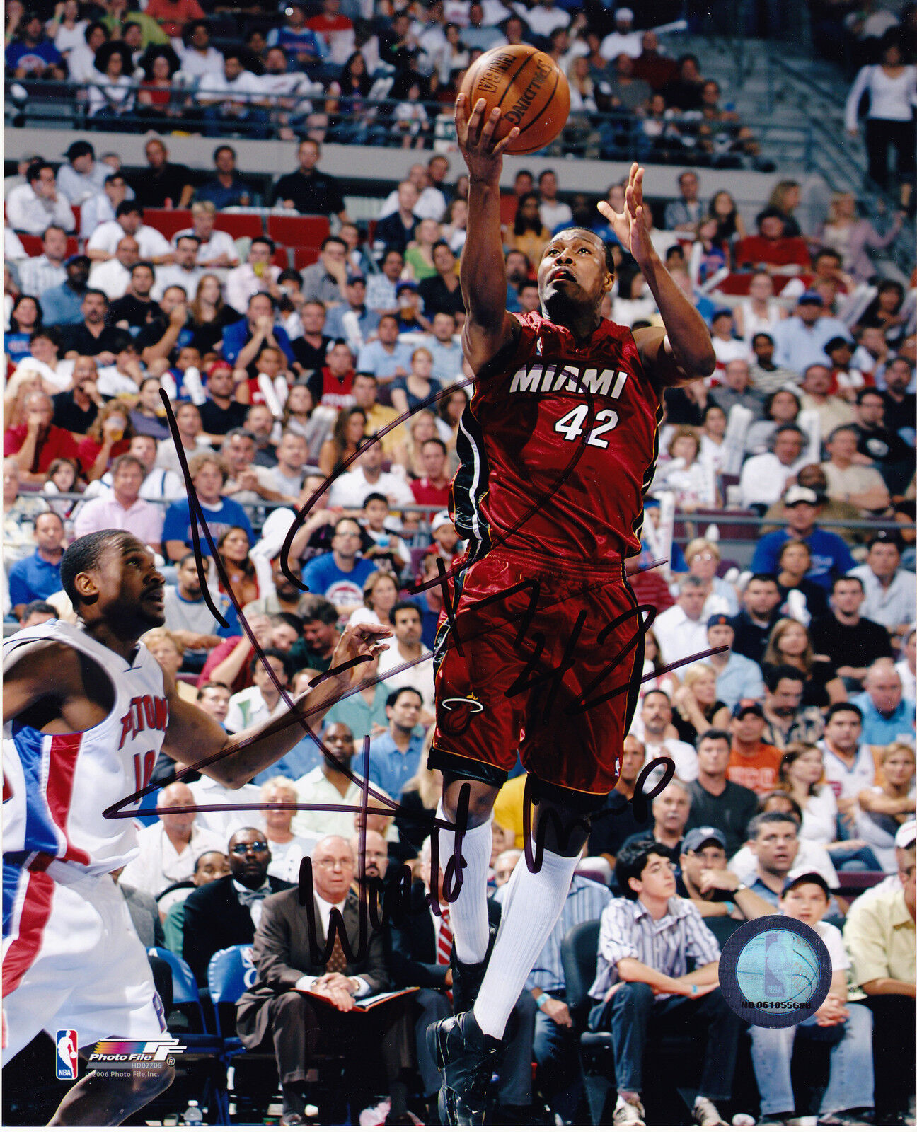 JAMES POSEY MIAMI HEAT 2006 WORLD CHAMPS ACTION SIGNED 8x10