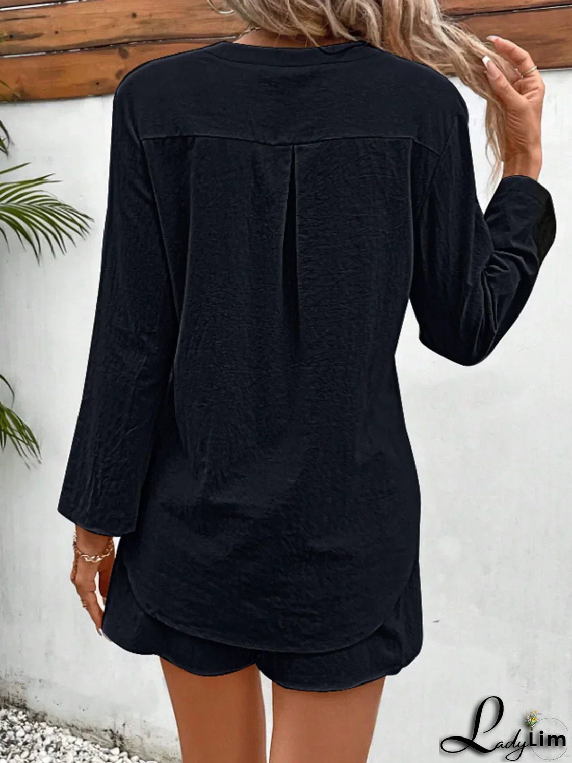 Fashionable and Effortless Pants