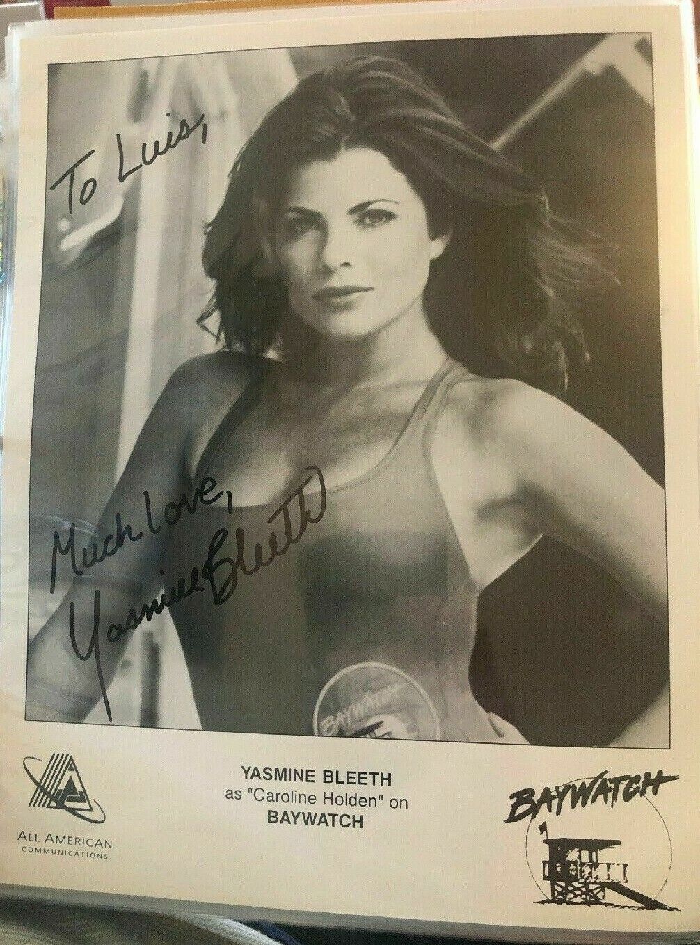 Baywatch Yasmine Bleeth autographed Signed 8x10 B&W Bay watch Photo Poster painting TTM