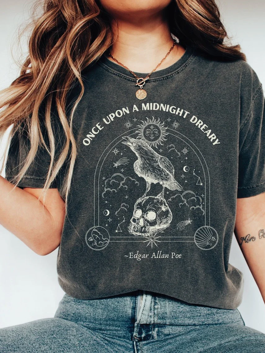 Edgar Allan Poe T-shirt / DarkAcademias /Darkacademias