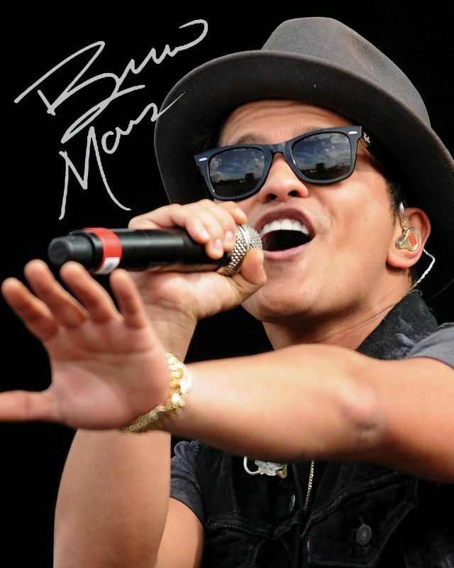 Bruno Mars Autograph Signed Photo Poster painting Print