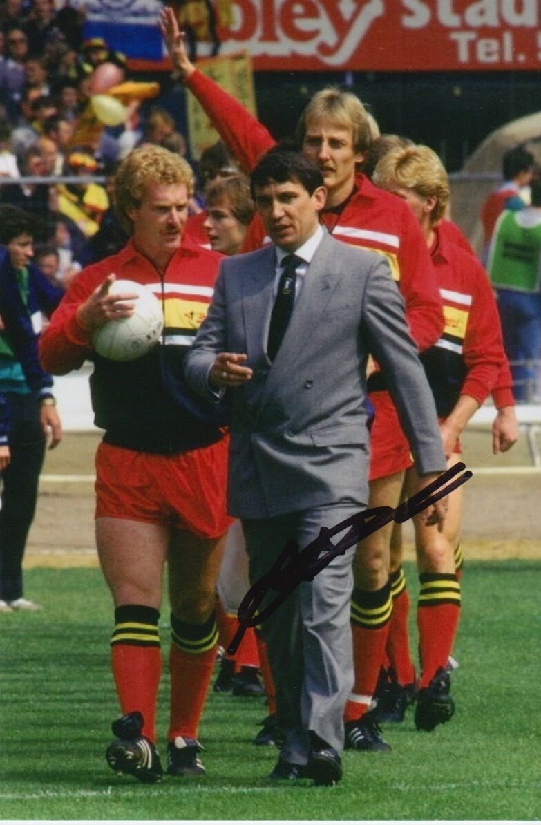 WATFORD HAND SIGNED STEVE SHERWOOD 6X4 Photo Poster painting 8.