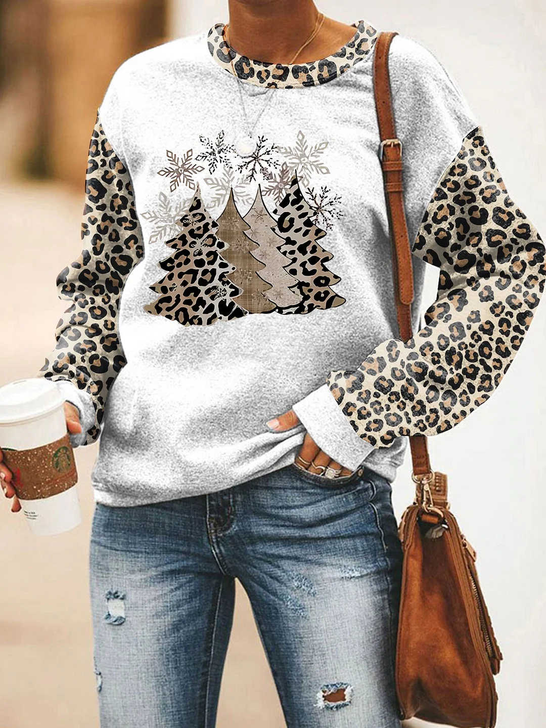 Women's Merry And Light Print Casual Round Neck Sweatshirt