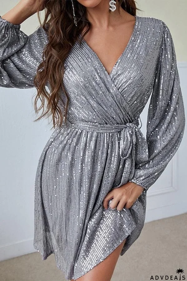 V-neck Temperament Long-sleeved Sequined Short Dress