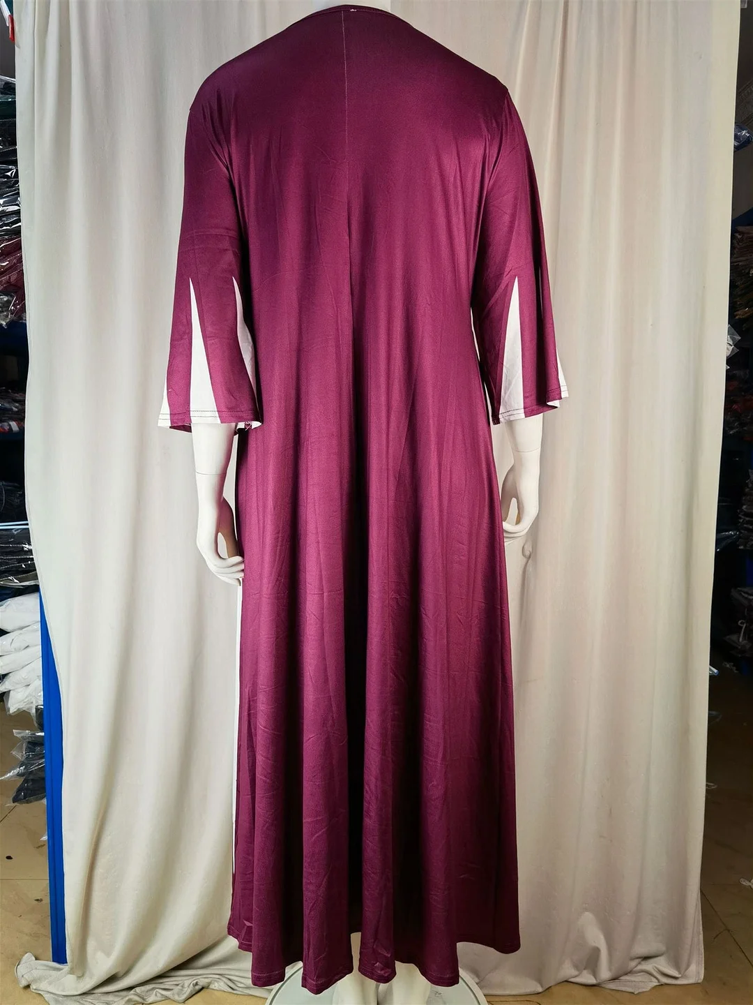 Women Half Sleeve V-neck Solid Color Dress