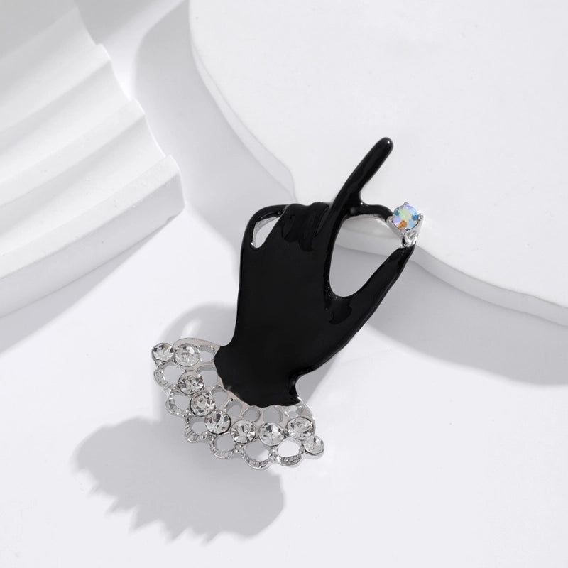 Casual Minimalist Cat Flower Strawberry Alloy Inlay Rhinestones Unisex Brooches