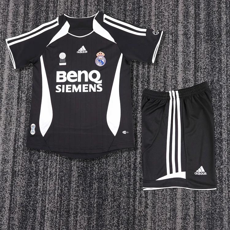 2006-07 Real Madrid Away Shirt - Kids Sizes