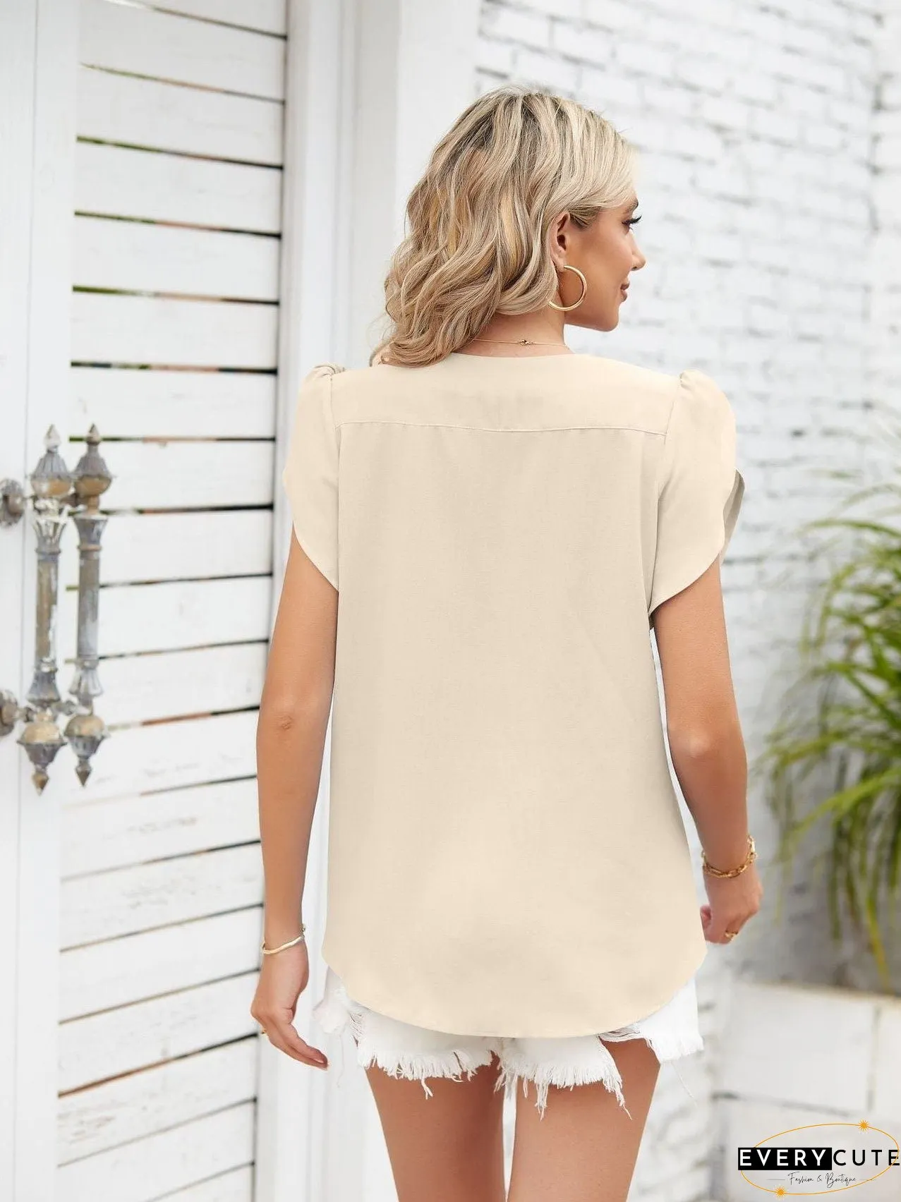 Loose-Fitting Short Sleeve Mock Neck Top