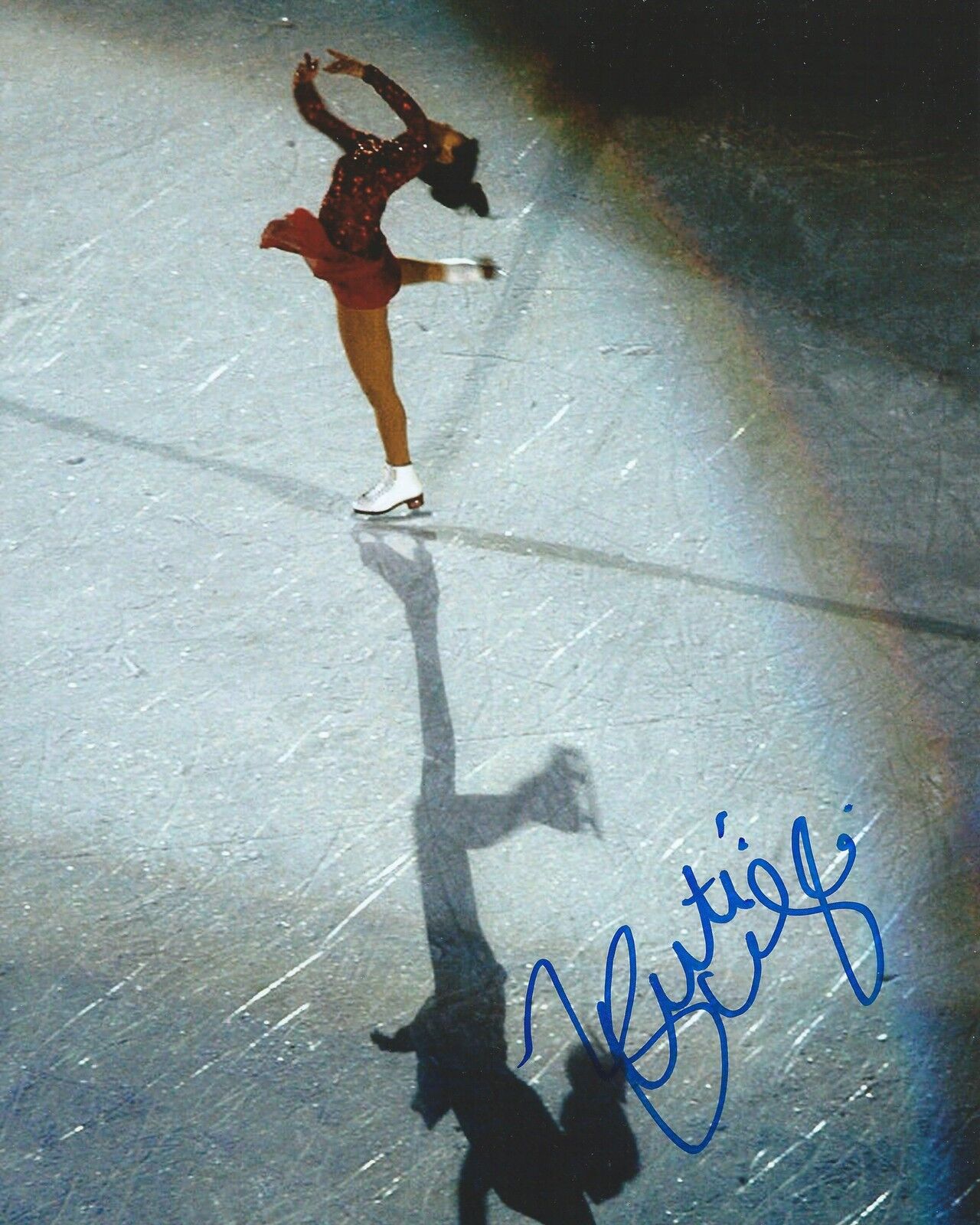 **GFA Olympic Figure Skater *KRISTI YAMAGUCHI* Signed 8x10 Photo Poster painting K1 COA**