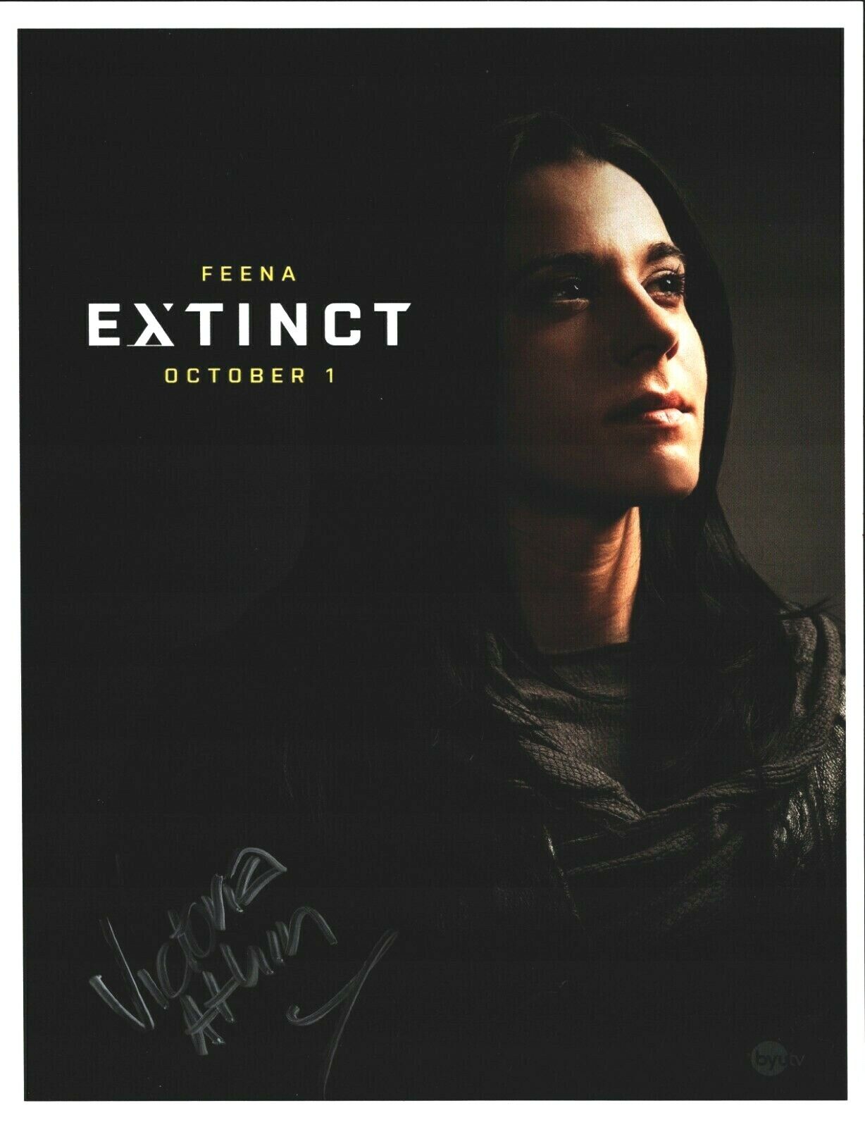 Extinct 8x10 Photo Poster painting GalaxyCon COA Autographed Signed by Victoria Atkin