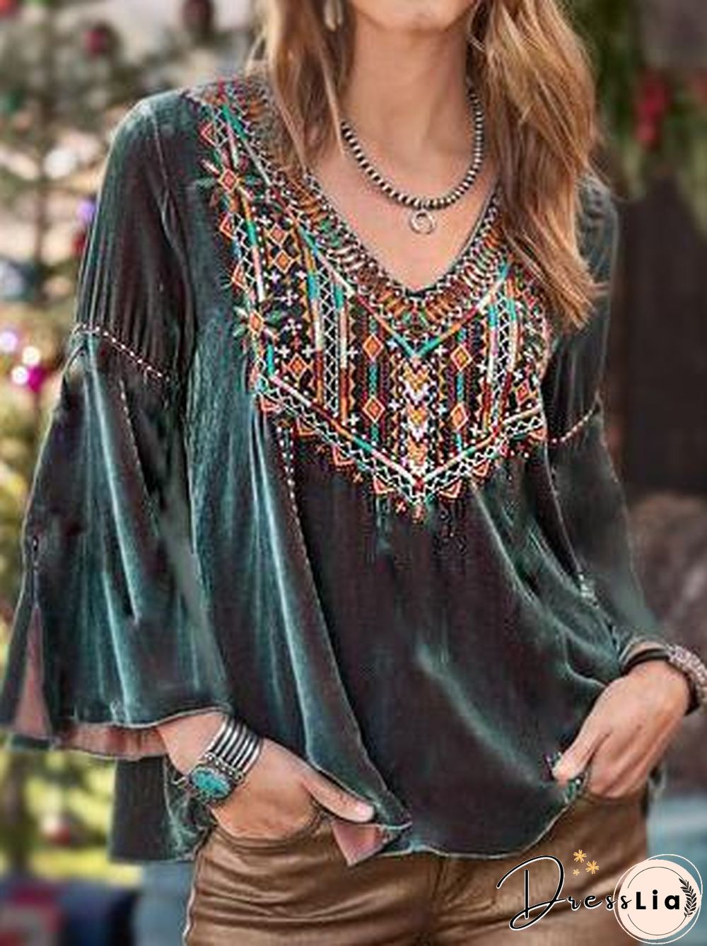 V Neck Split Joint Printed Pagoda Sleeve Top