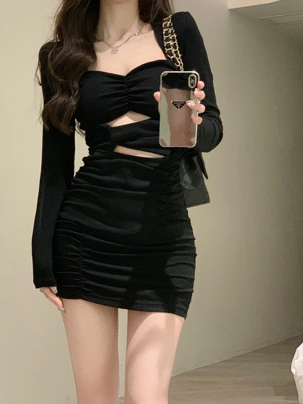 Statement Cutout Gathered Bodycon Dress