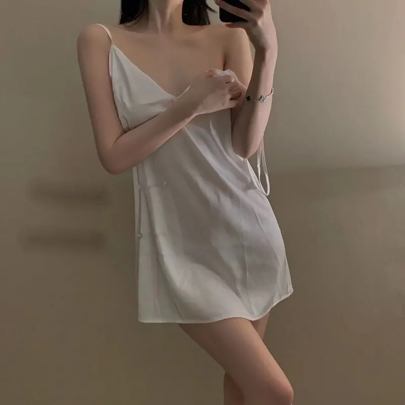 Churchf Night Vows New Lingerie Summer Ice Silk Pajamas Women Feel Deep V Sexy Slings Bare Back Ajamas Women's Homewear