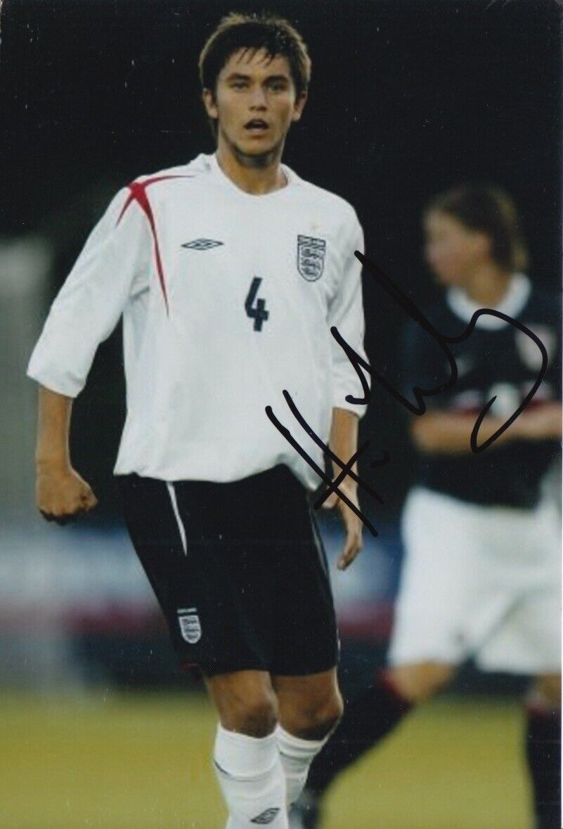 HENRI LANSBURY HAND SIGNED 6X4 Photo Poster painting ENGLAND FOOTBALL AUTOGRAPH 1