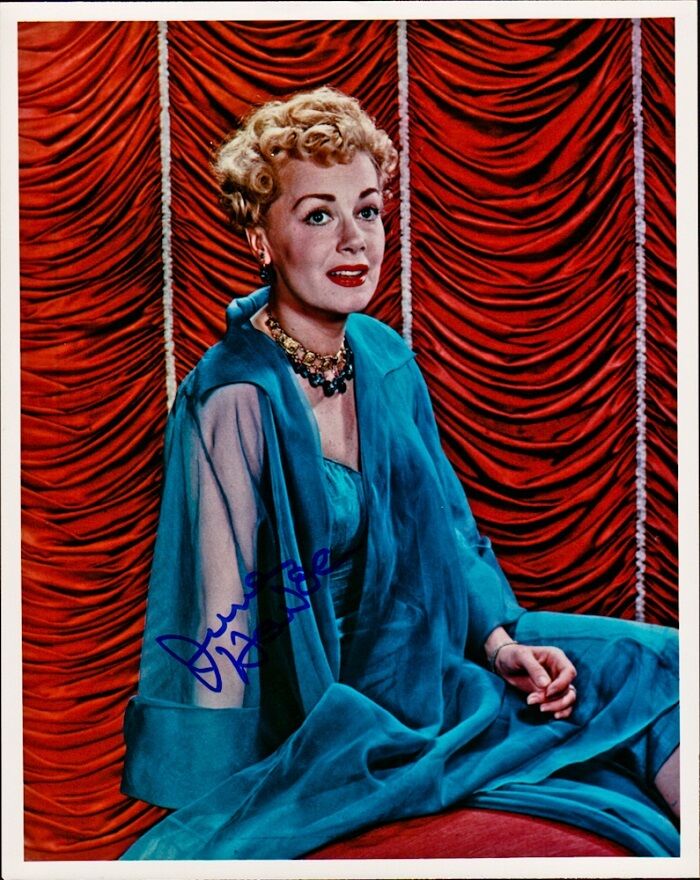 Stunning JUNE HAVOC Signed Photo Poster painting