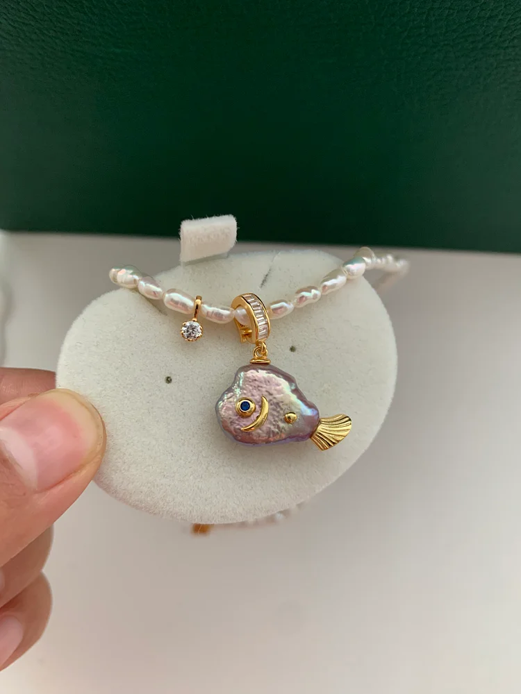 TINA PEARL Creative Little Fish Pearl Necklace （ just 1 )