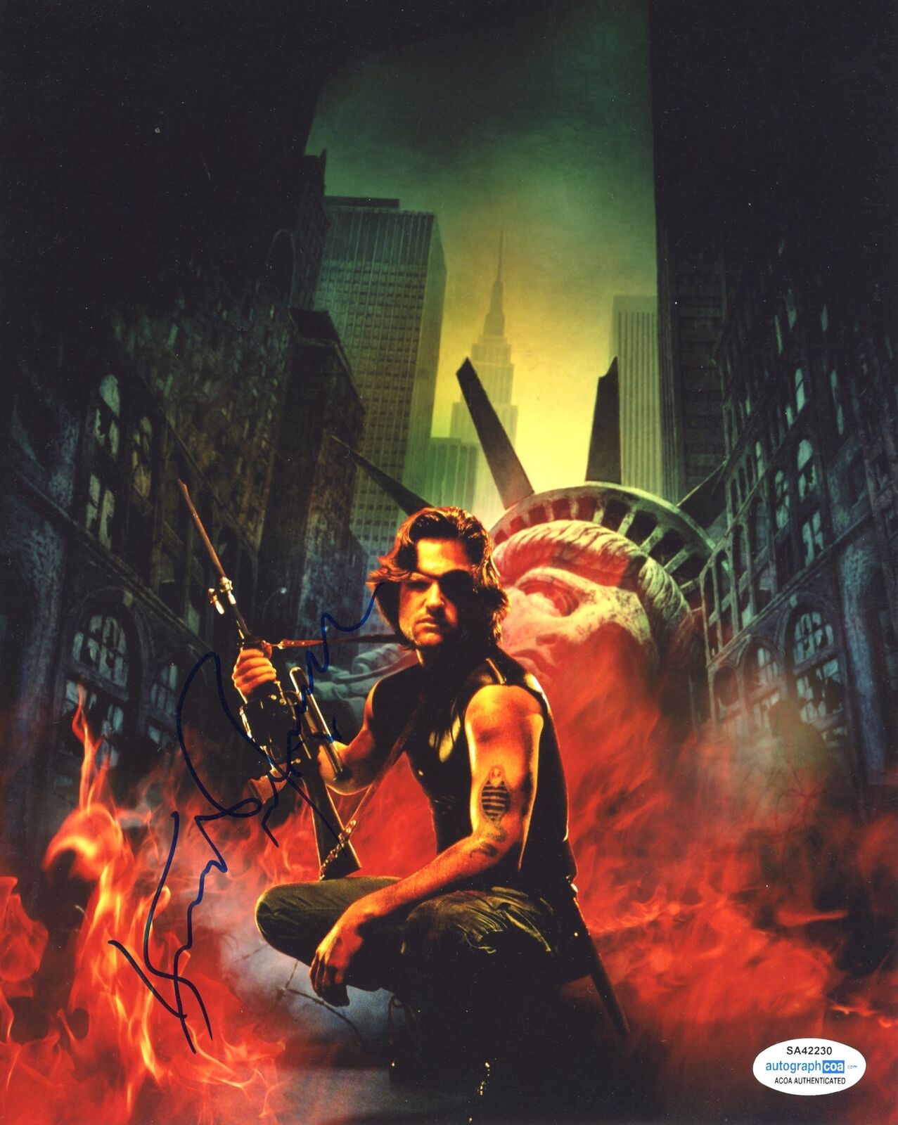 Kurt Russell Signed 10X8 Photo Poster painting Escape From New York Genuine Signature ACOA (7402