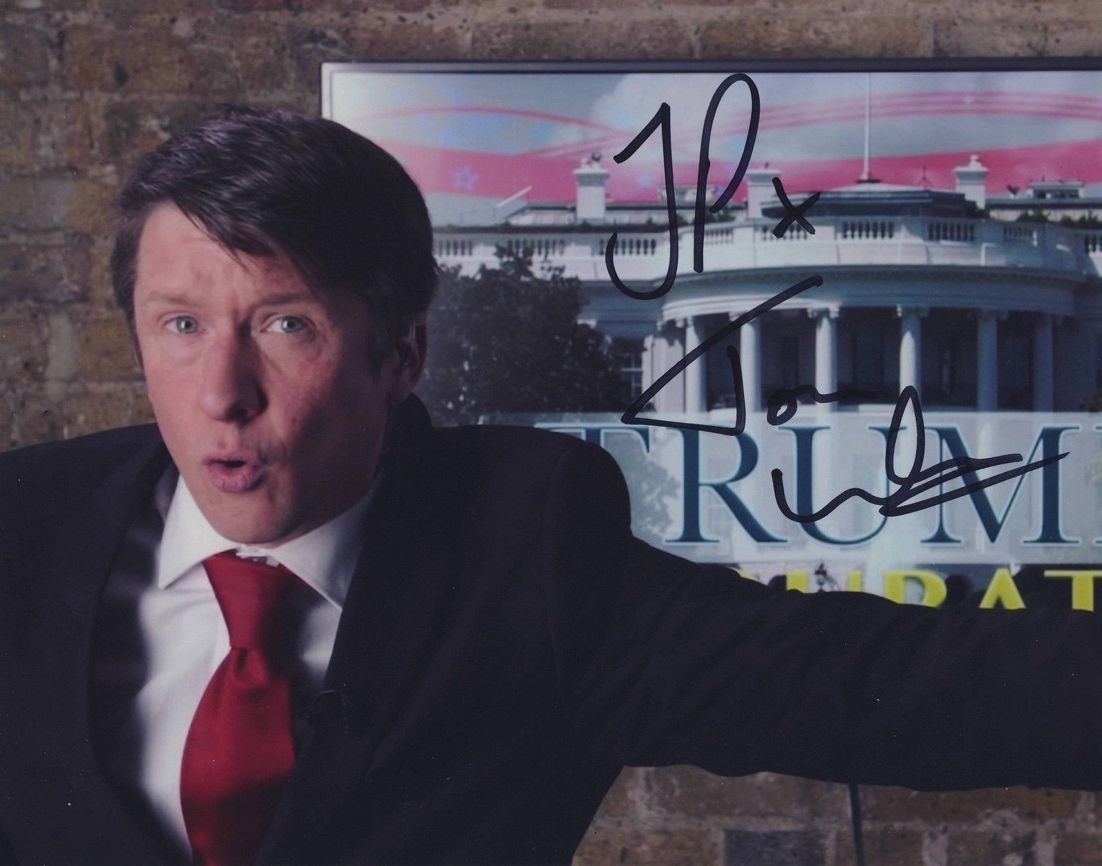 Tom Walker Autograph AKA Jonathan Pie Signed 8x10 Photo Poster painting AFTAL [5938]