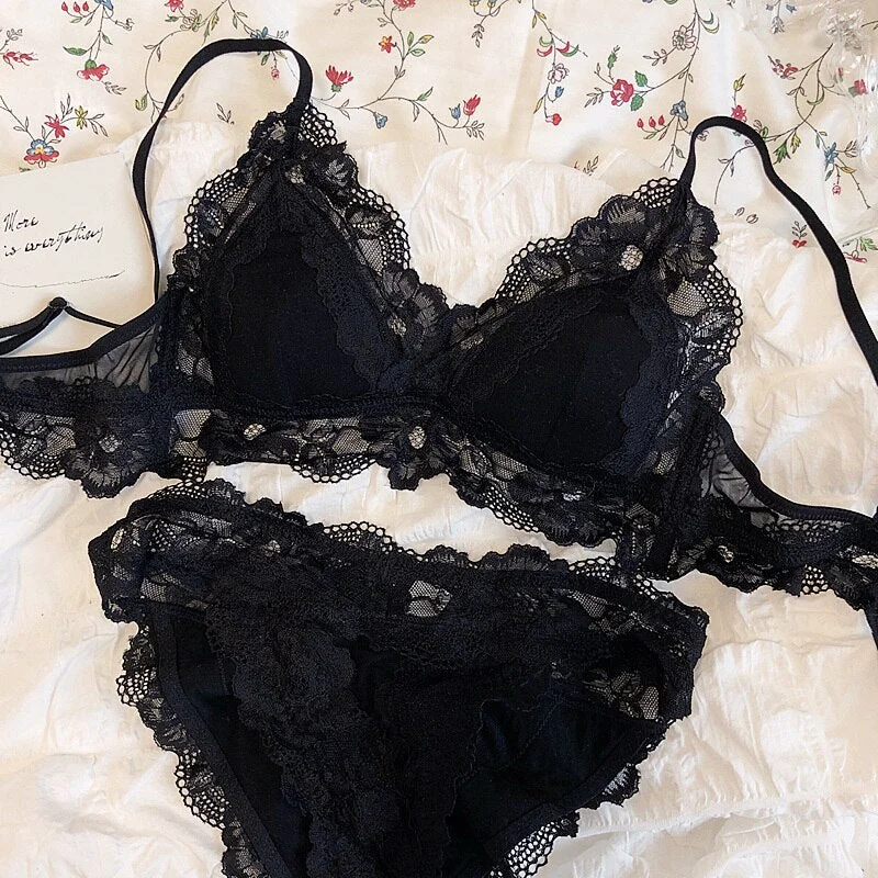 Wriufred Retro Sexy Cotton Combination Lace Edge Triangle Cup Underwear Set Comfortable Thin Bra Wire Free Women's Lingerie
