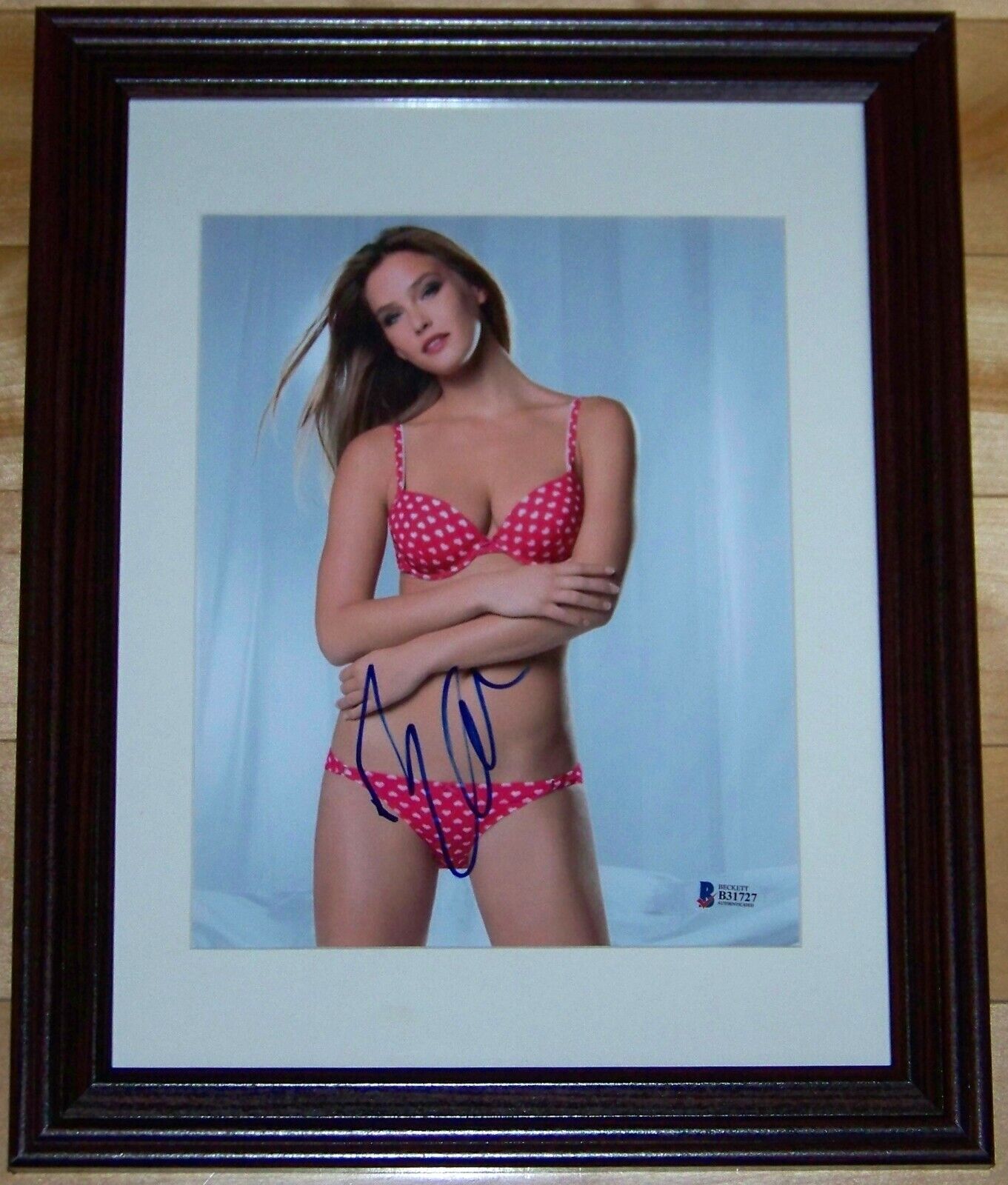 VICTORIAS SECRET MODEL Bar Refaeli Signed Autographed 8x10 Photo Poster painting BAS Beckett COA