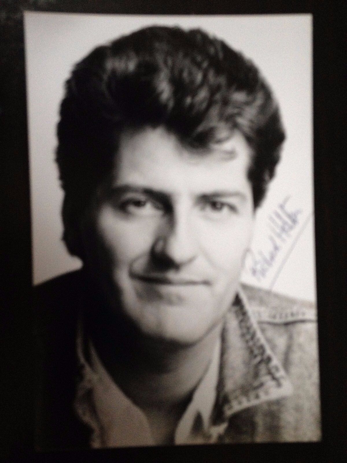 RICHARD HALTON - POPULAR BRITISH ACTOR - SUPERB SIGNED Photo Poster paintingGRAPH