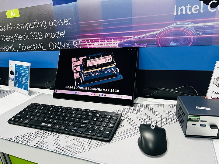 コンピュータ・IT BIG TECH & the DIGITAL ECONOMY GMKtec Desktop AI Supercomputer Makes A Grand Appearance at