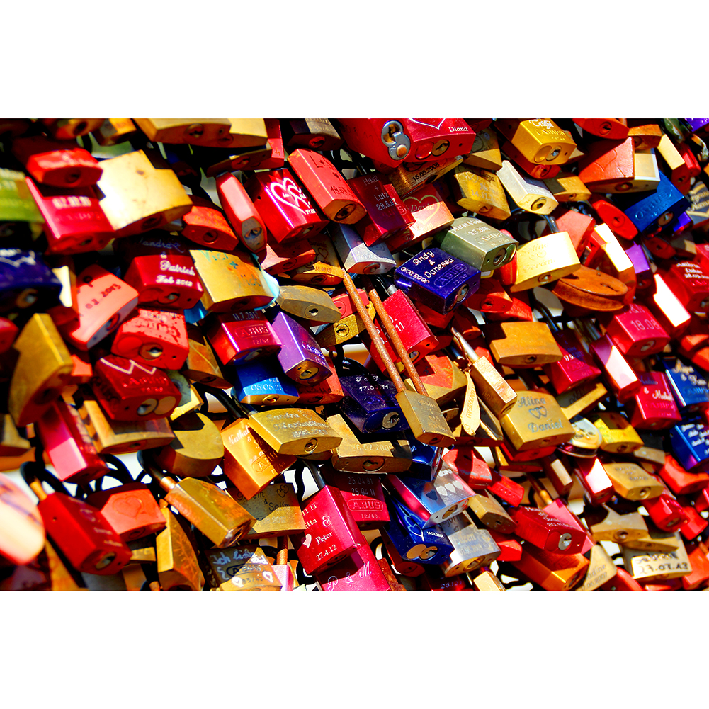 

Love Locks - 1000 Pieces Jigsaw Puzzle, 501 Original