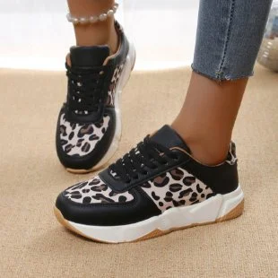 Casual Vulcanized Leopard Sneakers with Thick Soles