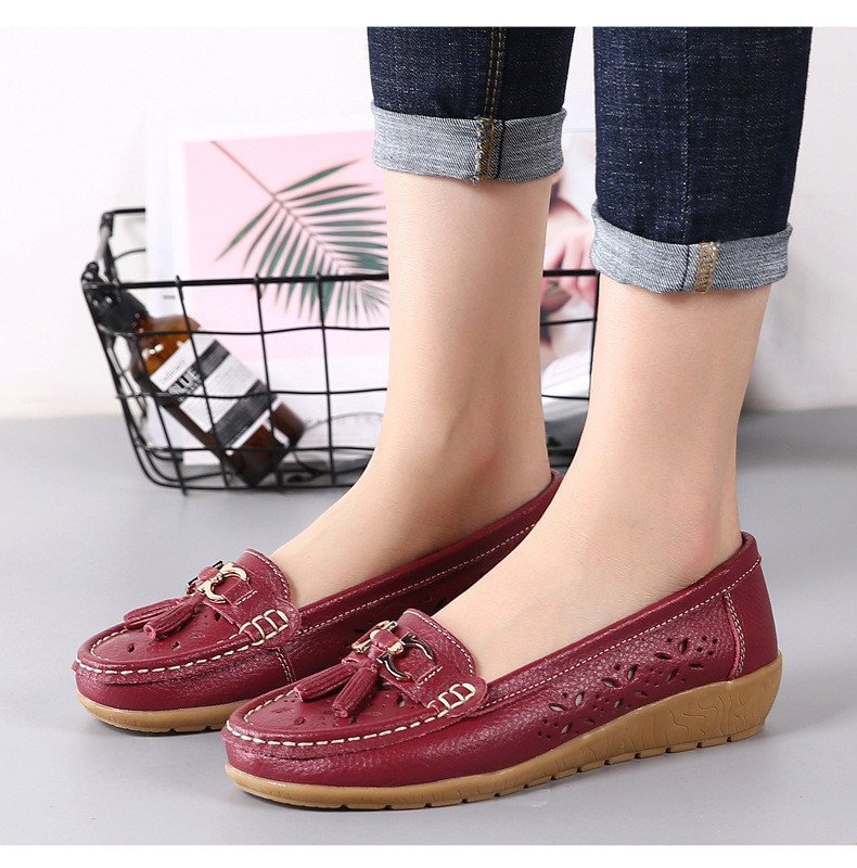 WOMEN'S HOLLOW SOFT LEATHER BREATHABLE MOCCASINS SANDALS 2022