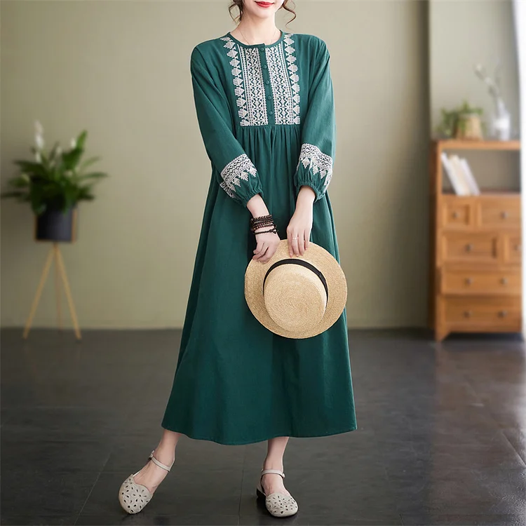 Loose Embroidered Round Neck Long Sleeve Maxi Dress - yankia