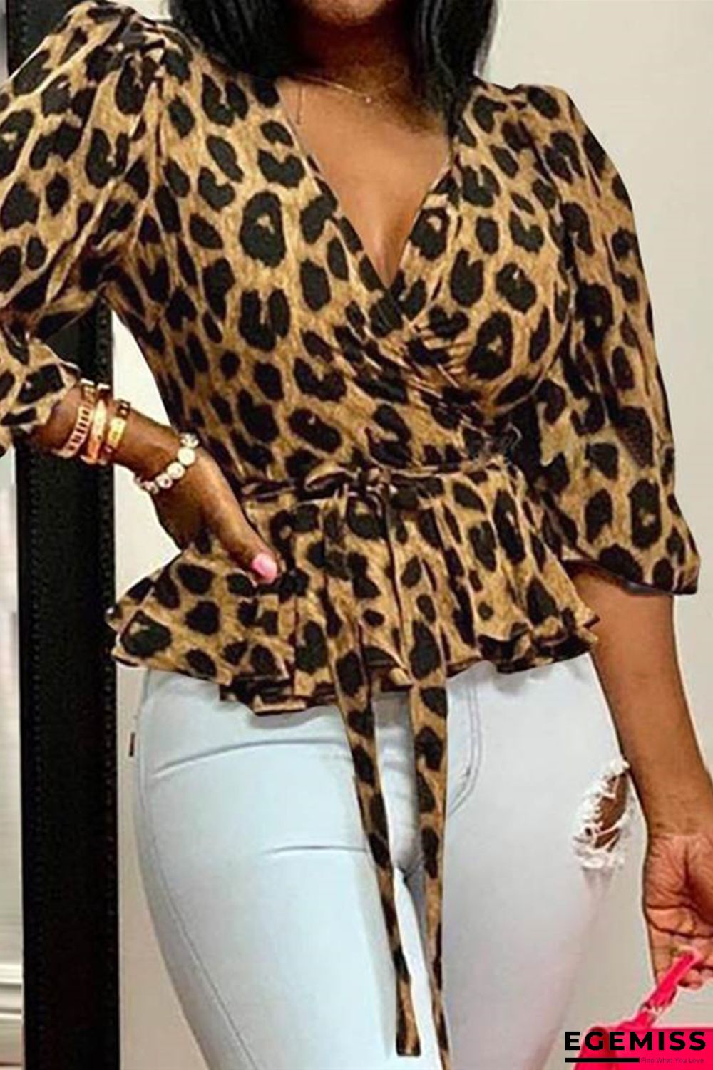 Yellow Fashion Casual Leopard Printing V Neck Plus Size Tops | EGEMISS