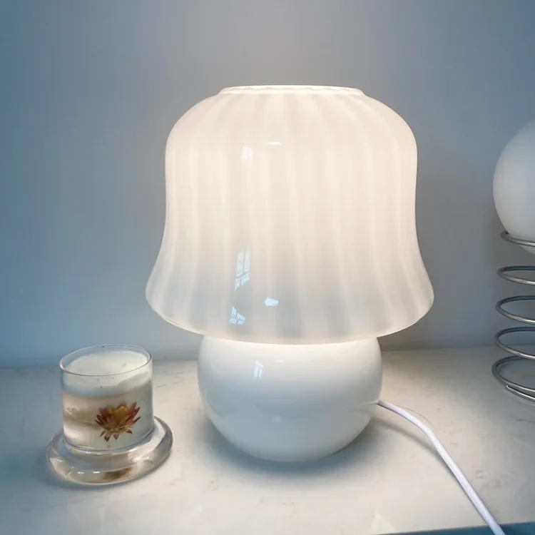 Classic Mushroom Glass Table Lamp