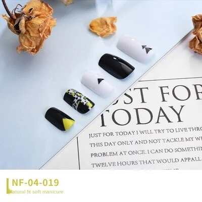 Fake Nails Art French Tips Full Cover Press with Giue Stick Display Set Clear Box Designs False Kiss Waterproof Removable-Nail Inspo