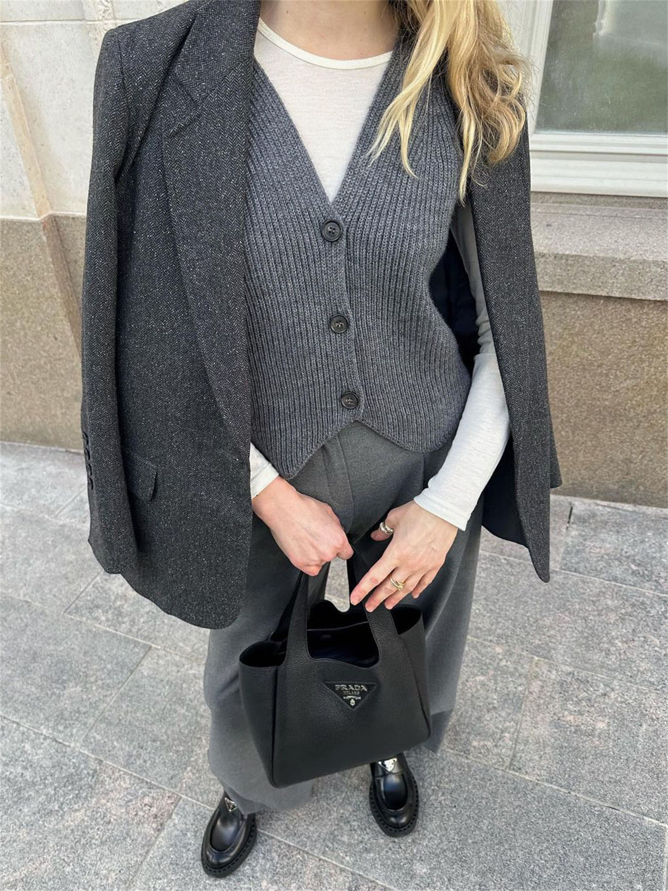Ootddress Knit Casual Ribbed Vest Cardigan For Women Solid Slim V-Neck Sleeveless High Waist Outwear Female Loose Knit Vest Sweater