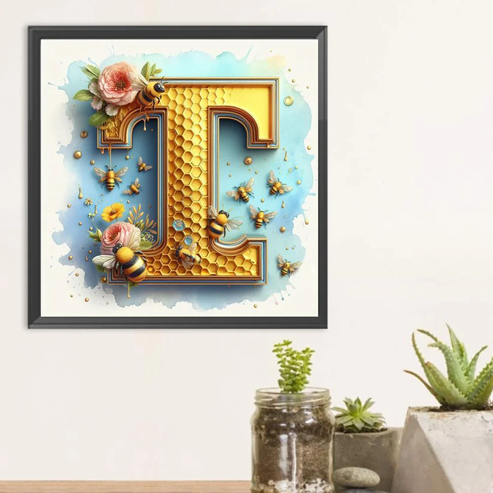 Full Round Diamond Painting 30*30cm - Bee Letter T