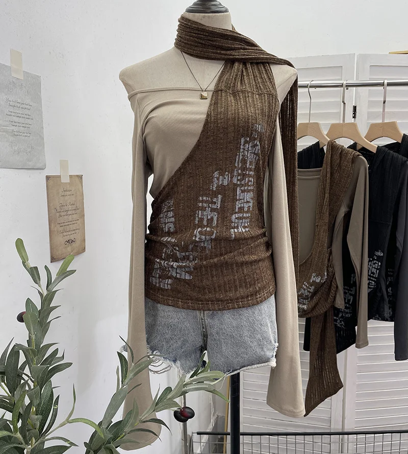 Nigikala Nigikala Hottie Side Hanging Neck Scarf Print Knitted Top Design Embody T-Shirt 2786